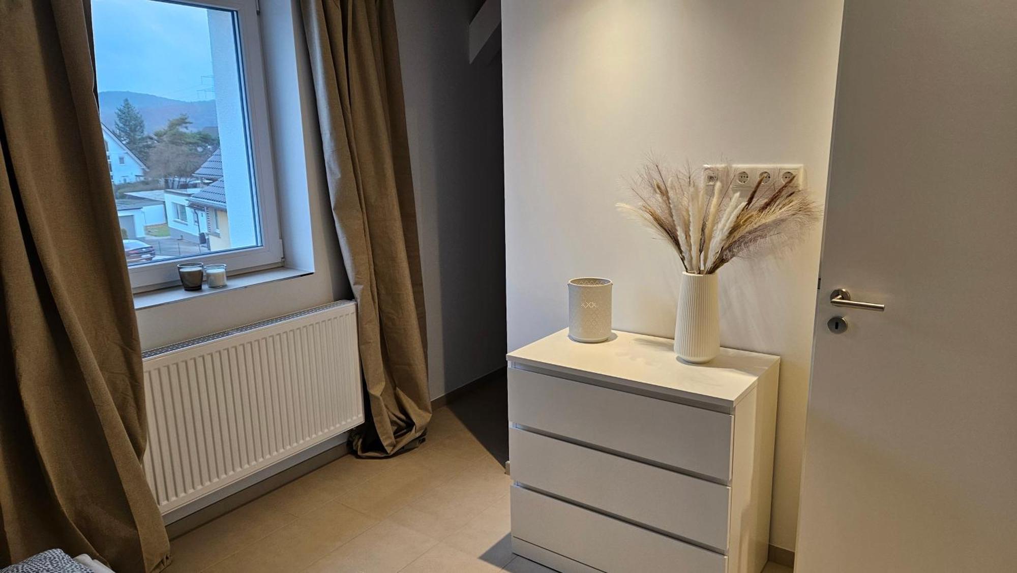 Ferienwohnung As 5 One & Two Bamberg - Modern In Ruhiger Lager Mit Balkon Hallstadt Buitenkant foto