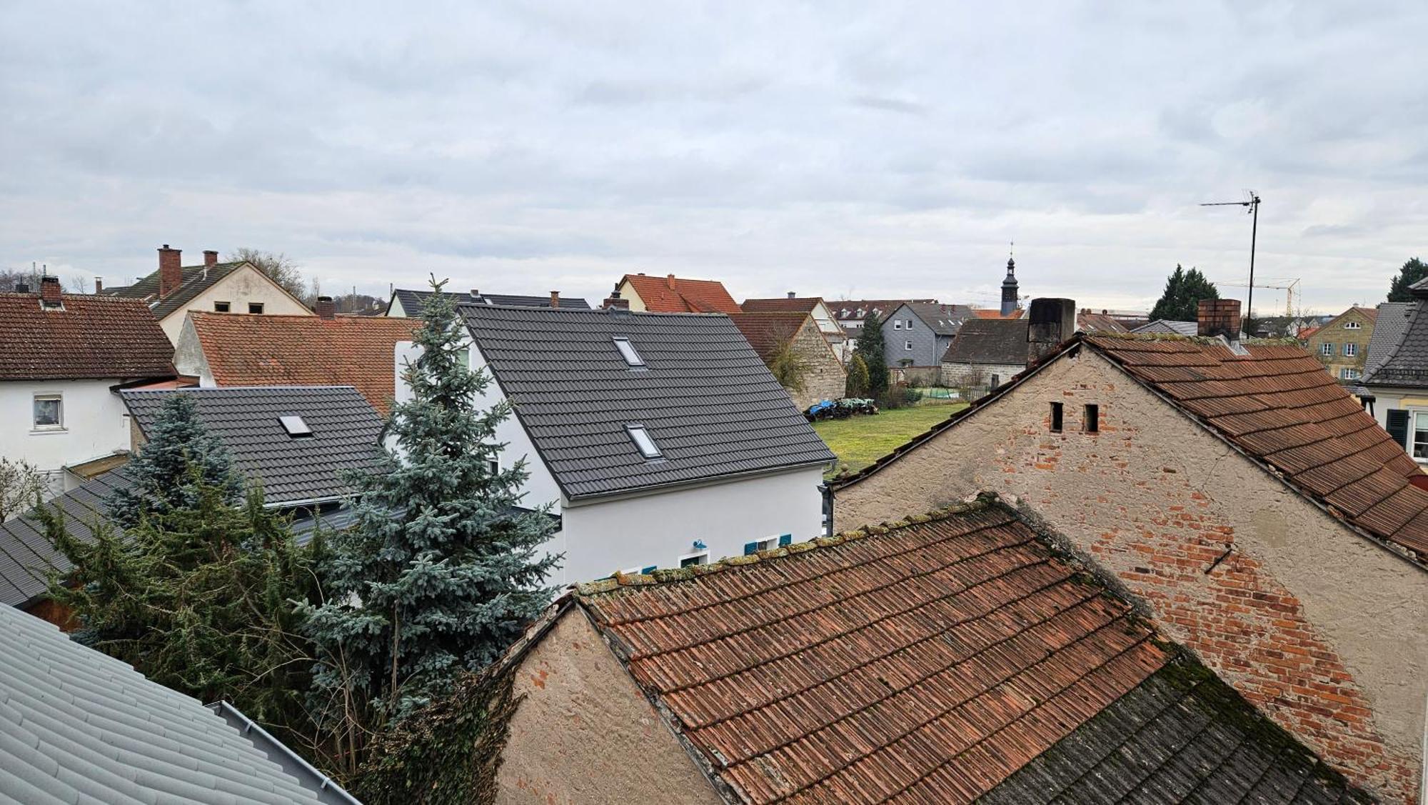 Ferienwohnung As 5 One & Two Bamberg - Modern In Ruhiger Lager Mit Balkon Hallstadt Buitenkant foto